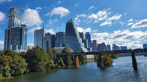 Will the highest temperature in Austin be between 74-75°F on May 19? market image