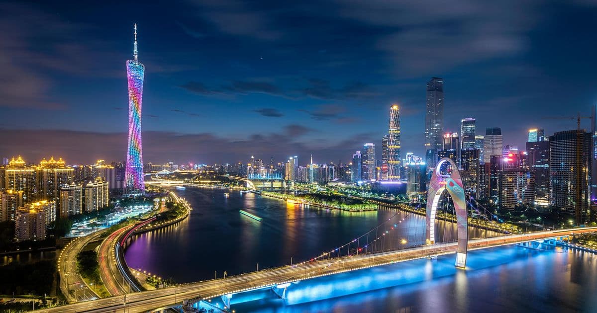 Will the highest temperature in Guangzhou be 27°C or below on August 30? market image