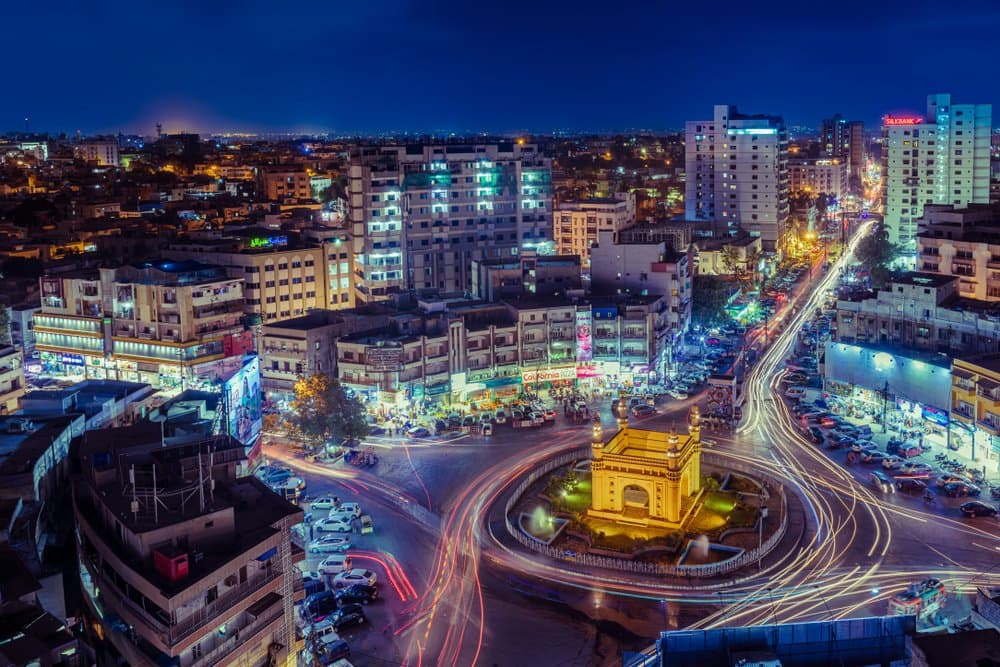 Will the lowest temperature in Karachi be 29°C on September 14? market image