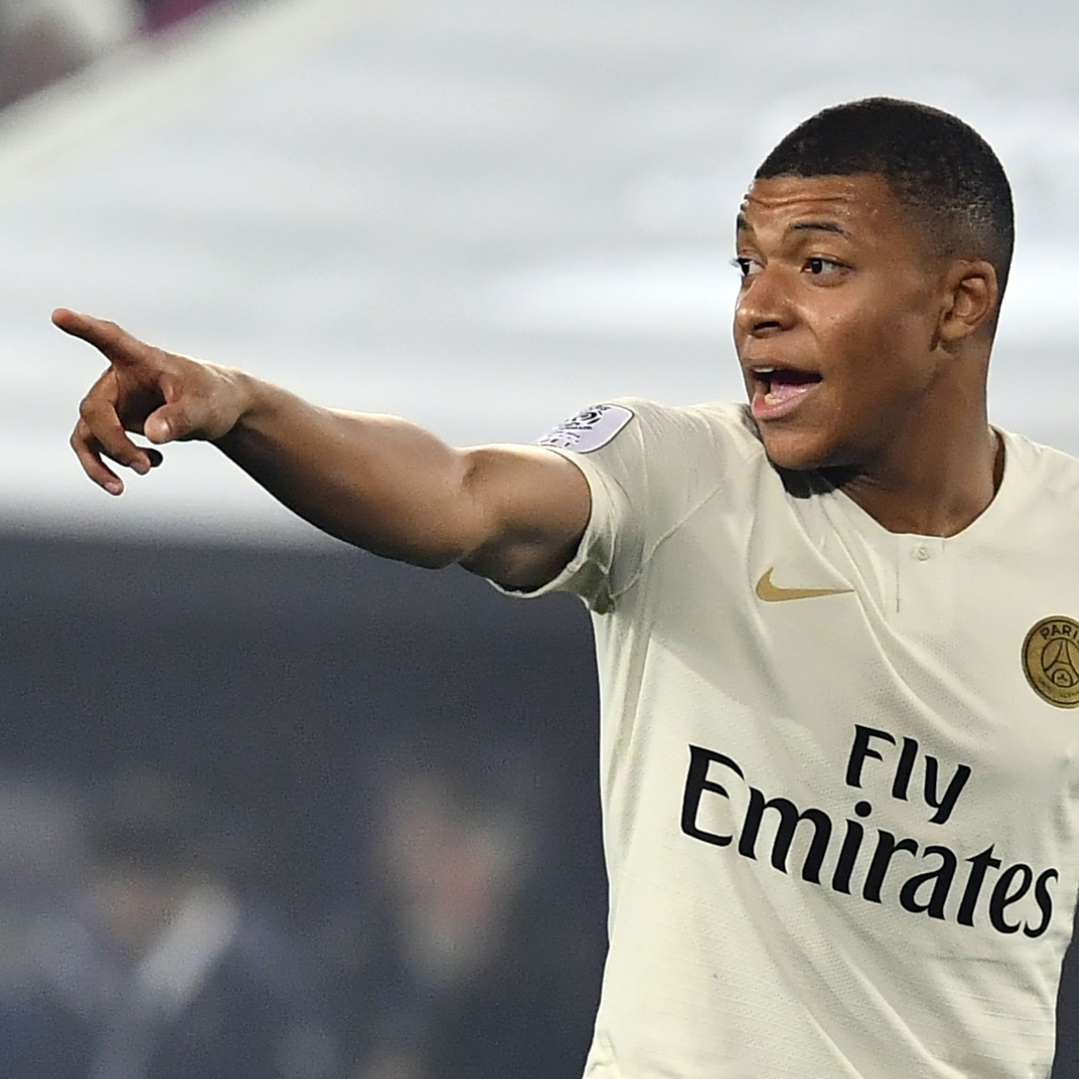 Will Mbappé sign for Real Madrid? market image
