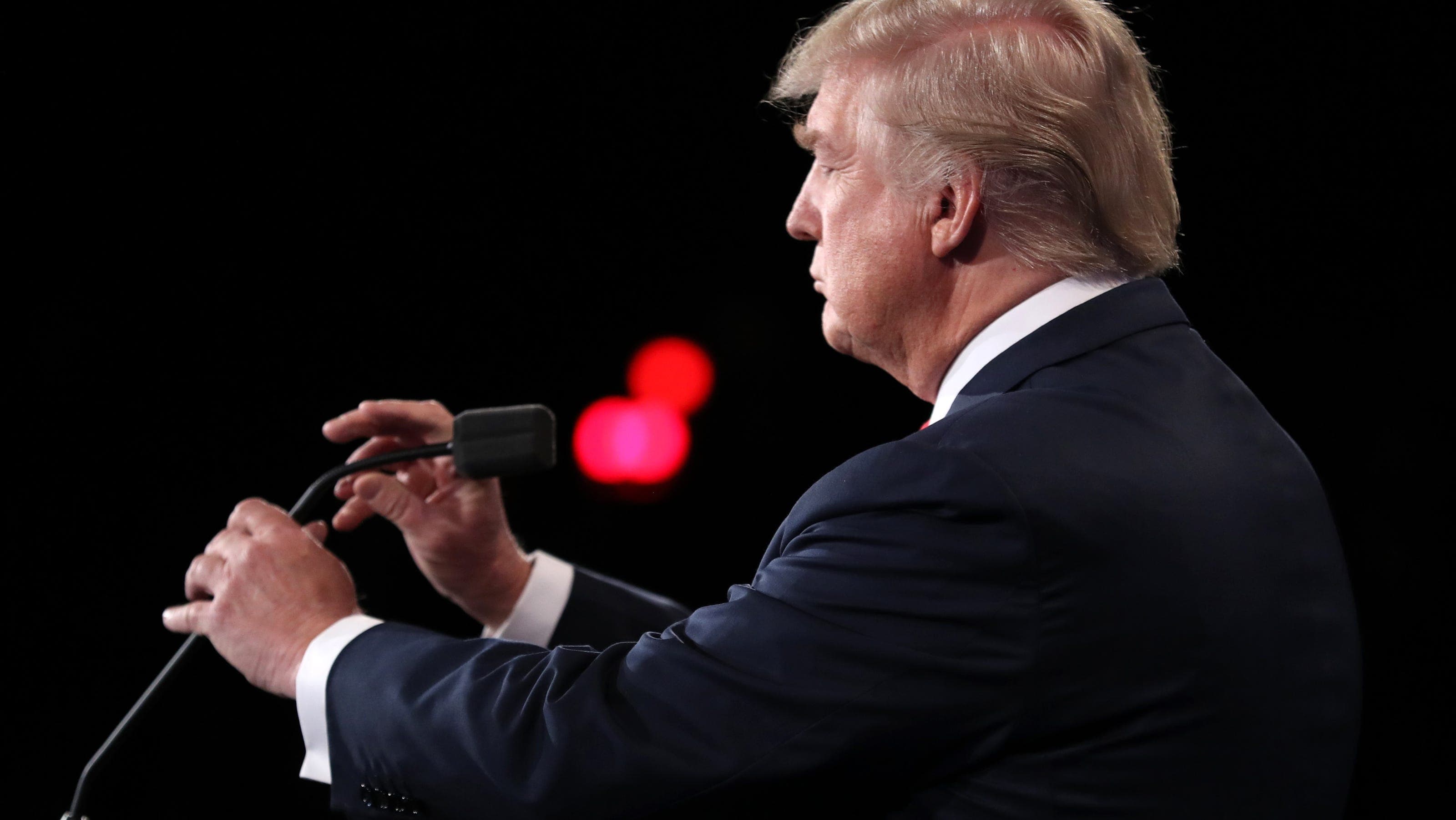 Microphones muted during ABC debate? market image