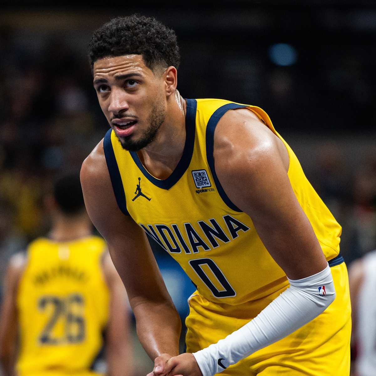 Pacers win and Haliburton scores 21+ points? market image