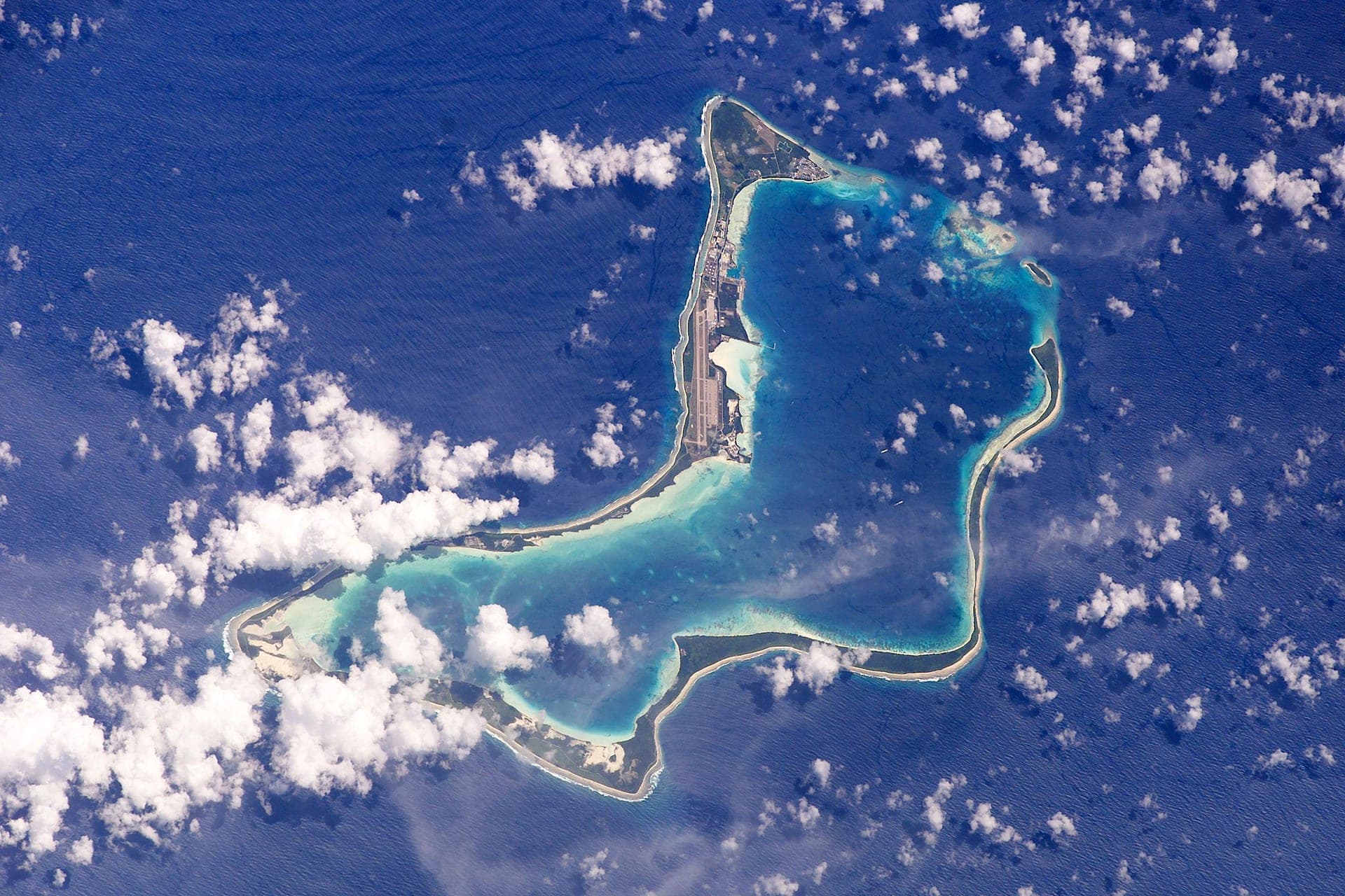 Will Trump announce an acquisition of part of the Chagos Islands before 2027? market image